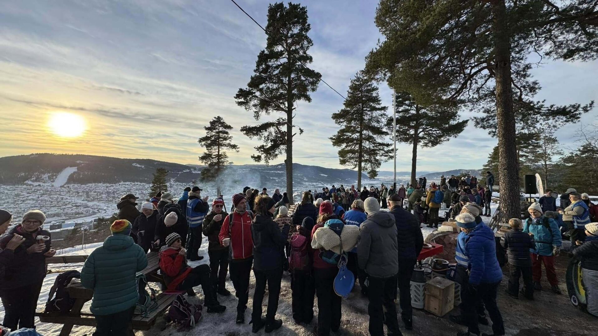 Bilde: Masse friluftsglede under åpningen av Friluftslivets år!
