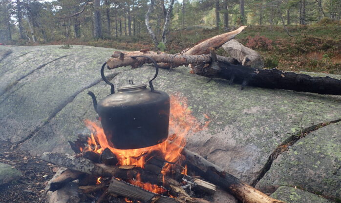 Bilde: Nyt de siste dagene med bålkos