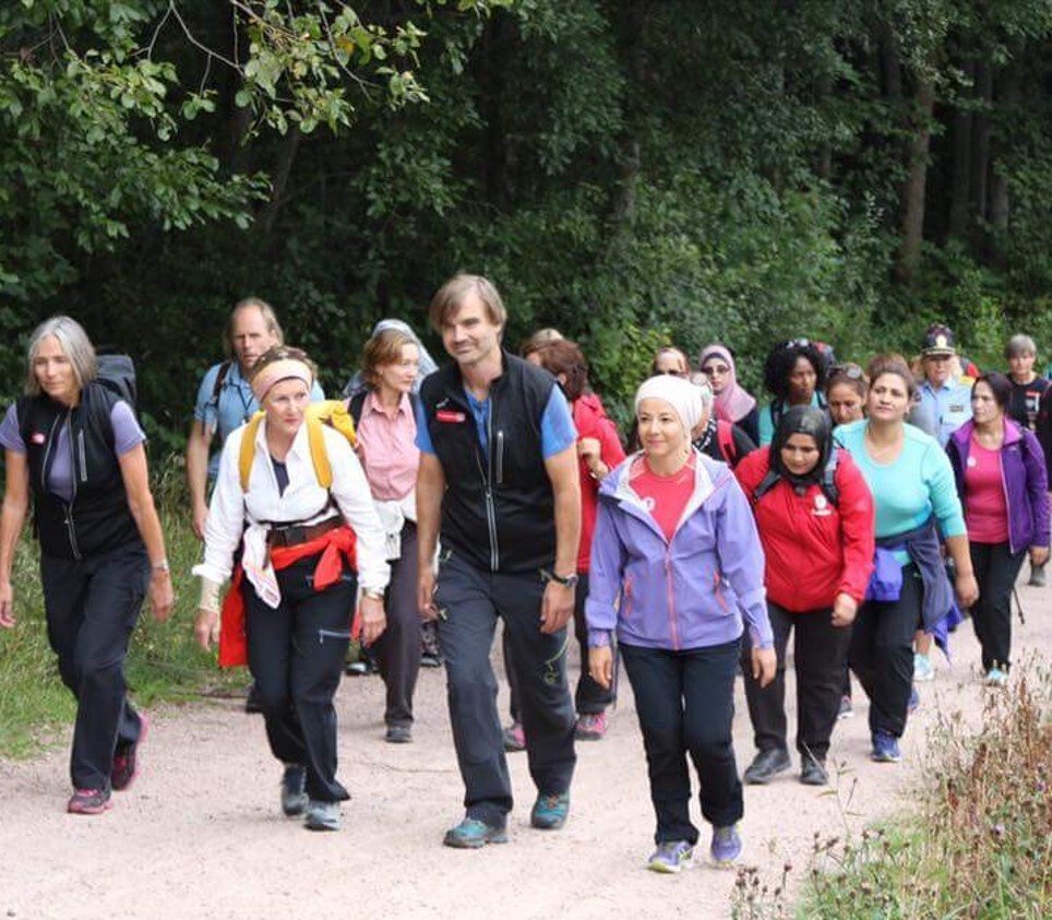 Dronningen på tur med flerkulturelle i Drammen